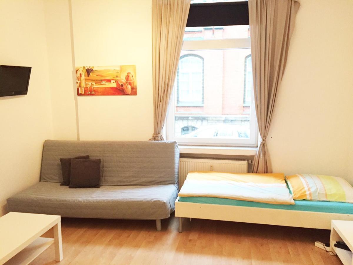 Hannover Sudstadt - Zimmer Und Apartment Esterno foto
